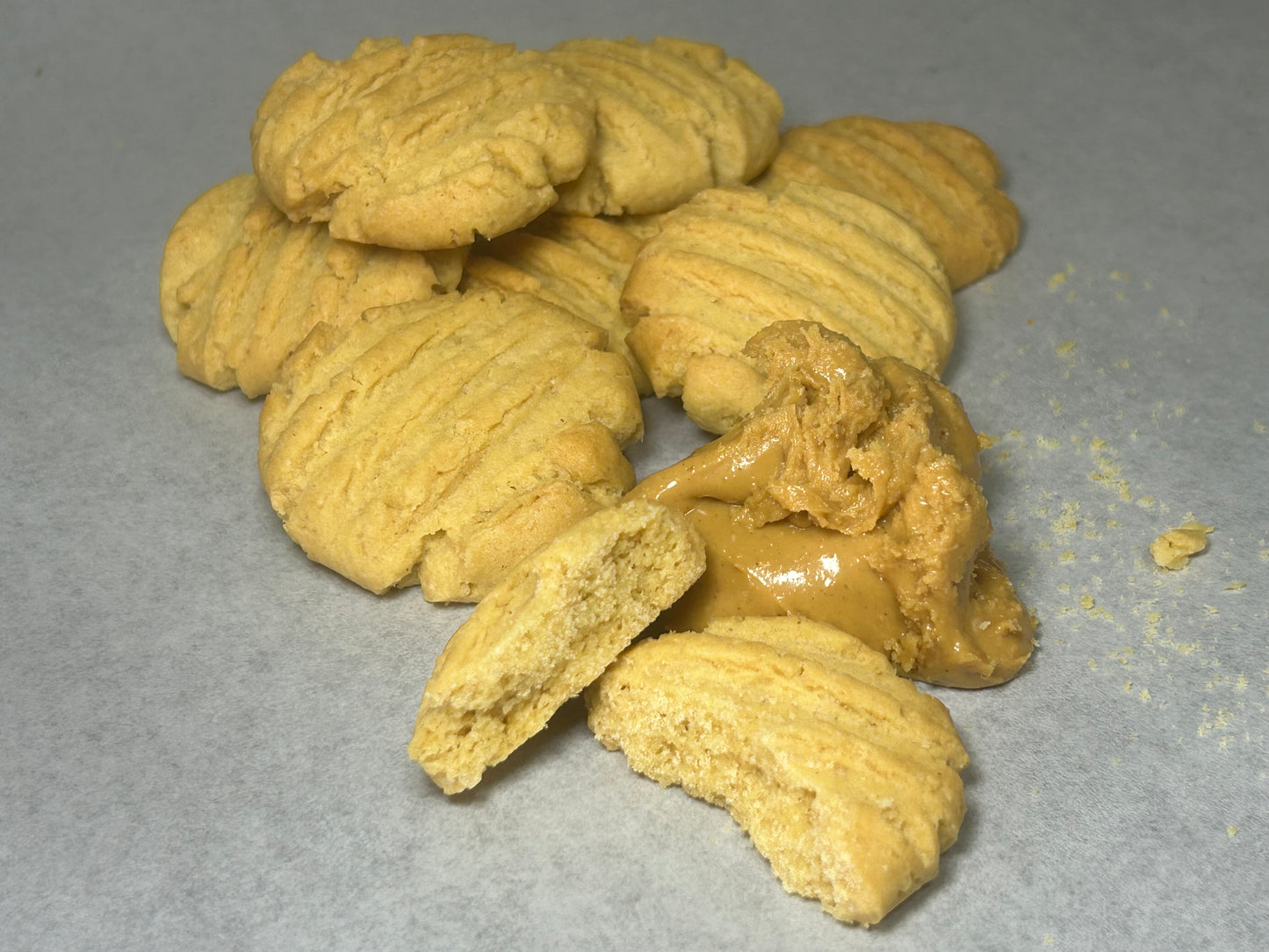 Biscuits - Mom's Holiday Biscuit Collection (1kg)