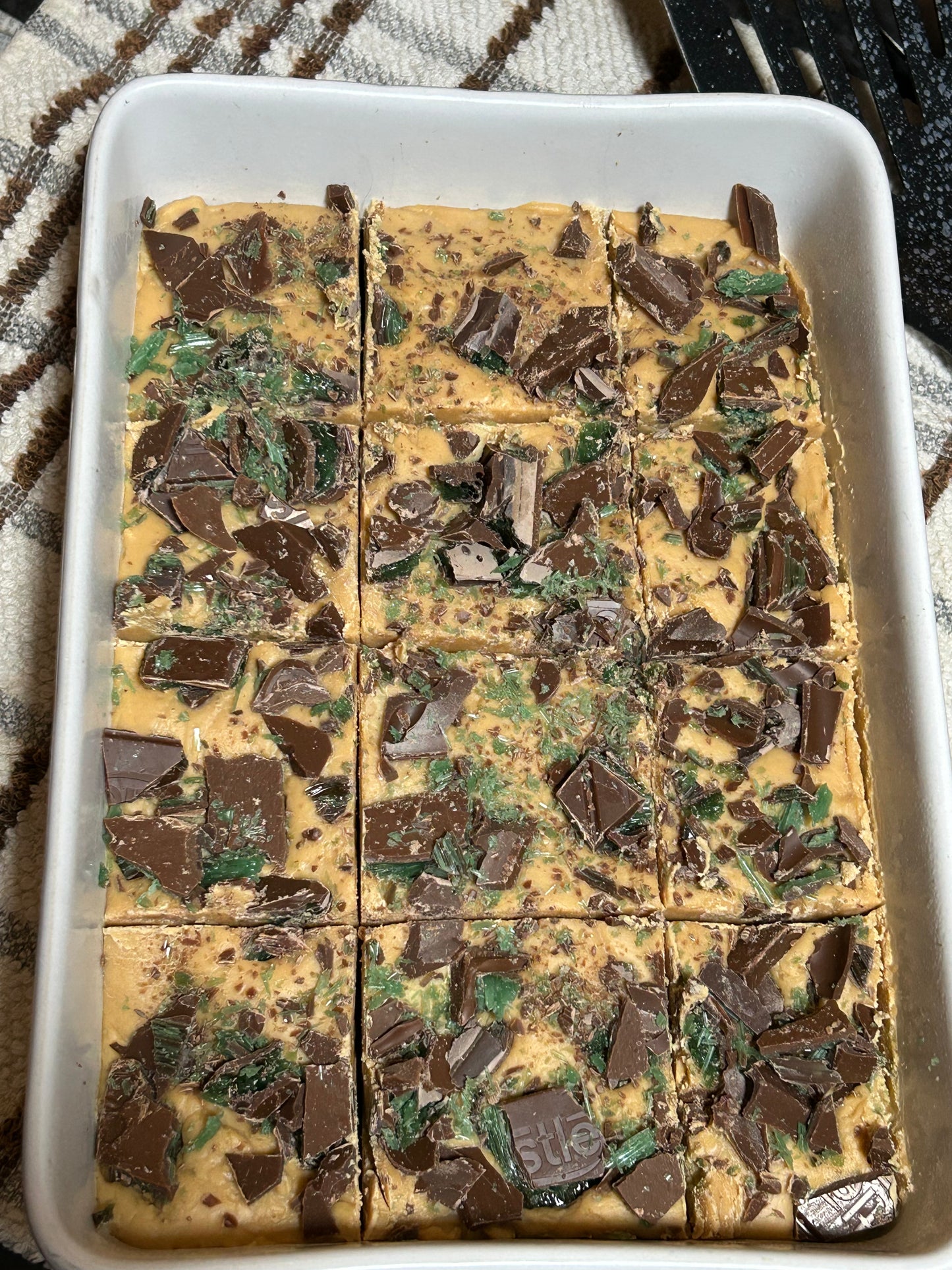 Bakery - Peppermint Crisp Fudge (200g)