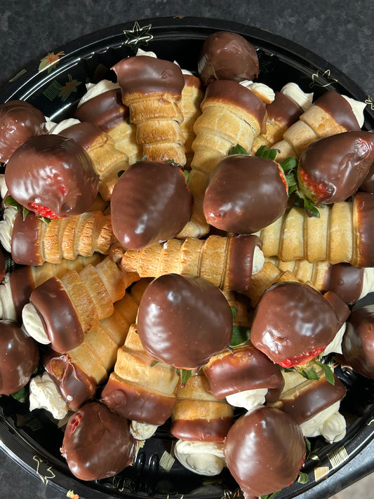 Platter - Cream & Caramel Horns with chocolate-dipped strawberries
